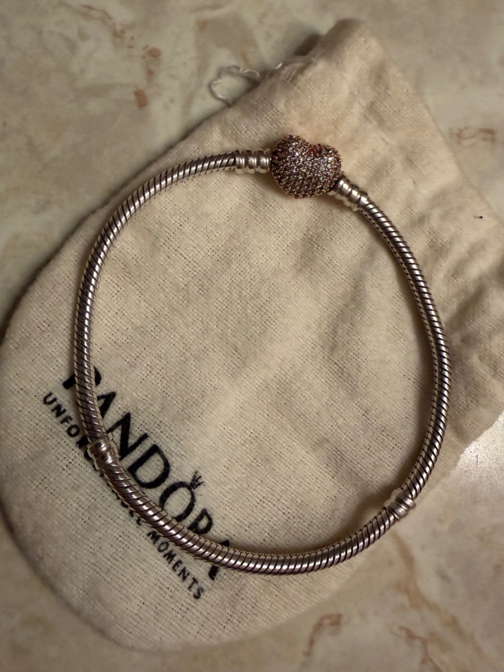 Pandora Pave Heart Clasp Snake Chain Bracelet - 925 silver and Rose gold - Picture 7 of 7